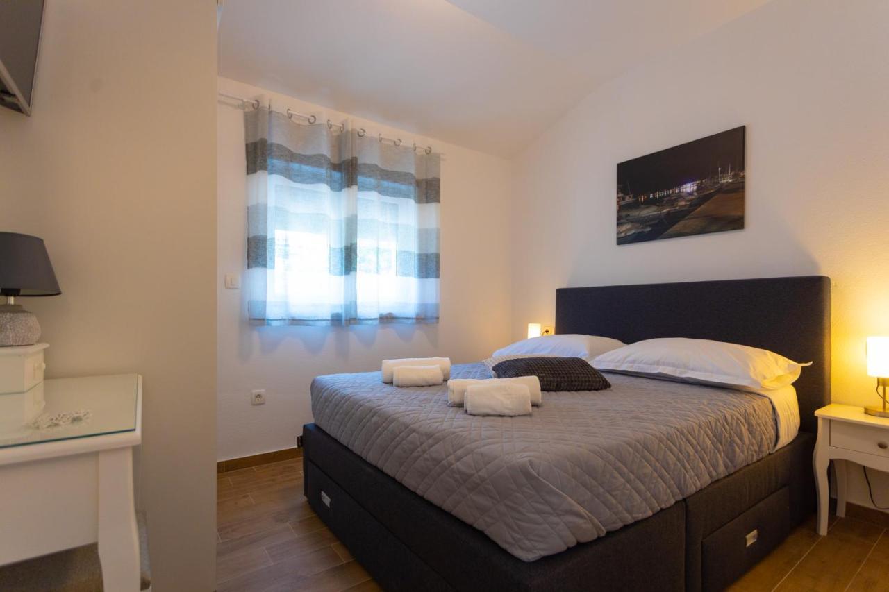 Apartments Jasa Deluxe Makarska Exterior photo