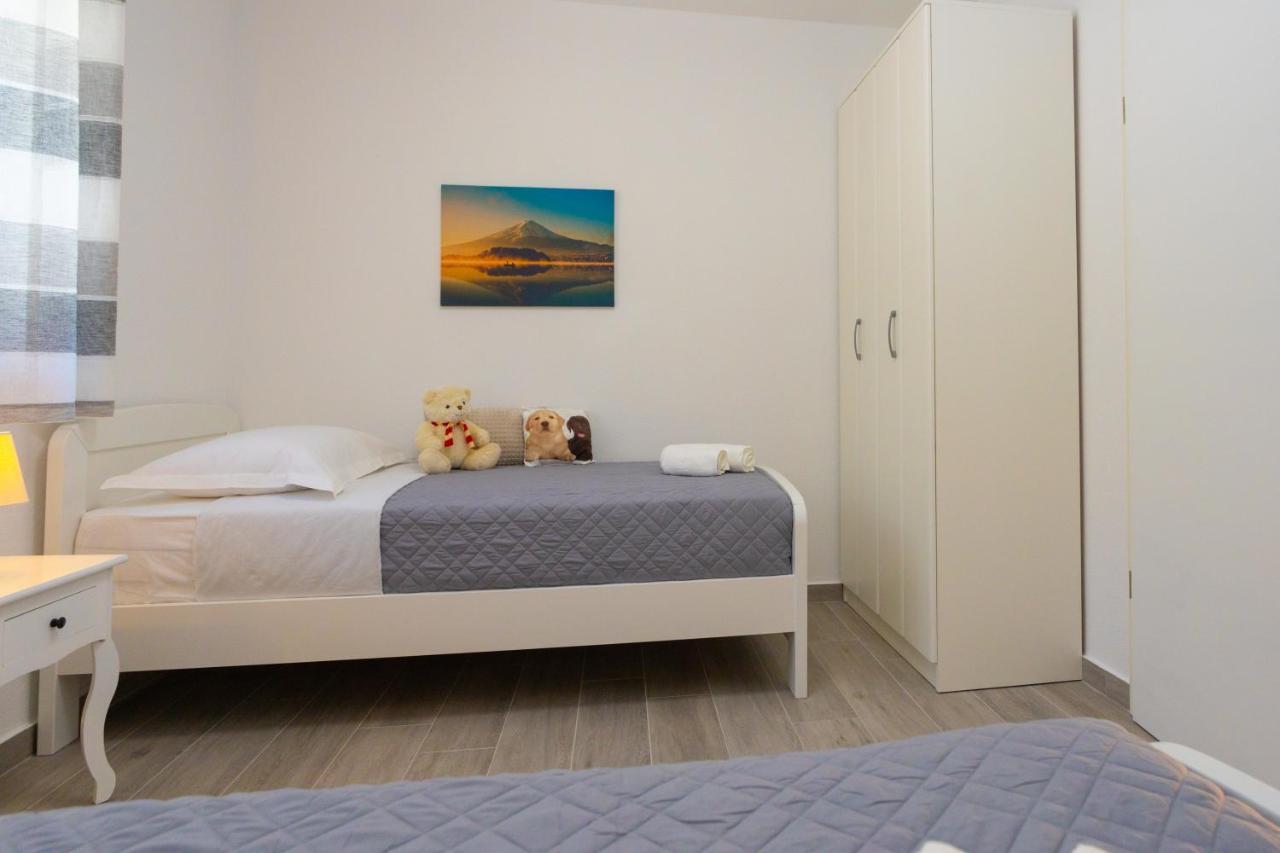 Apartments Jasa Deluxe Makarska Exterior photo