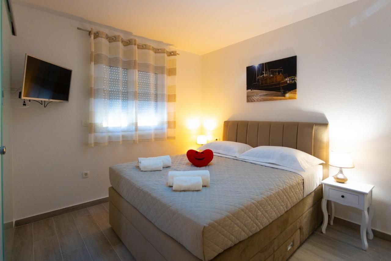Apartments Jasa Deluxe Makarska Exterior photo