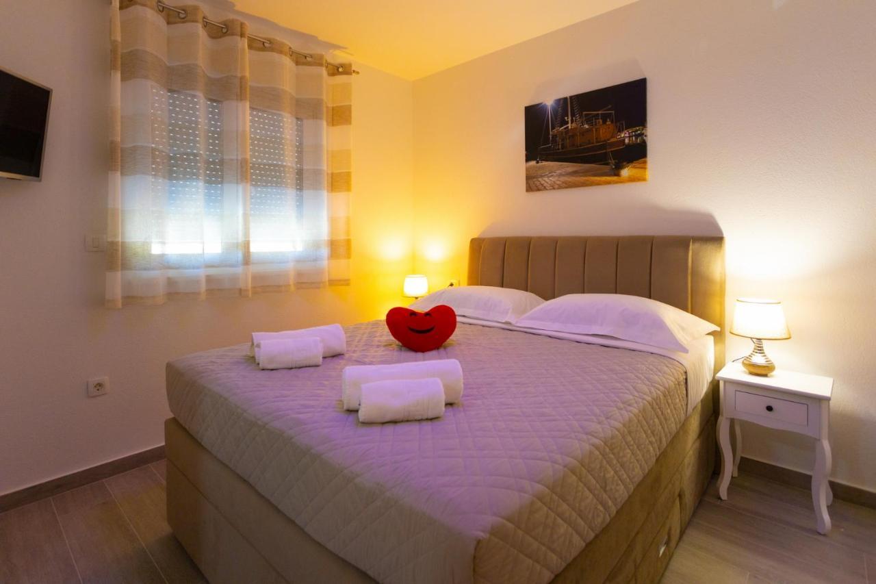 Apartments Jasa Deluxe Makarska Exterior photo