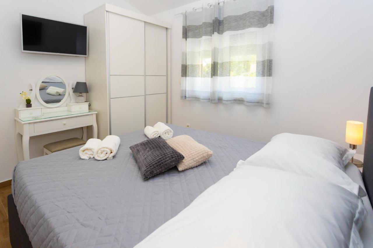 Apartments Jasa Deluxe Makarska Exterior photo