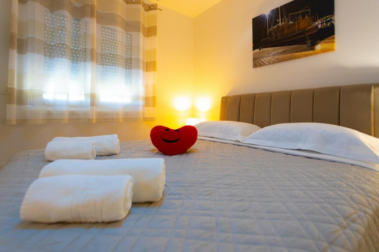 Apartments Jasa Deluxe Makarska Exterior photo